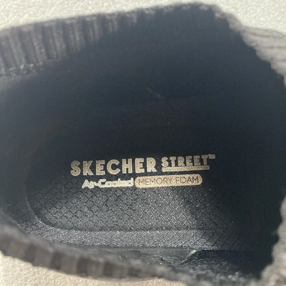 Skechers Womens Black Mesh Rose Gold Slip On 10M